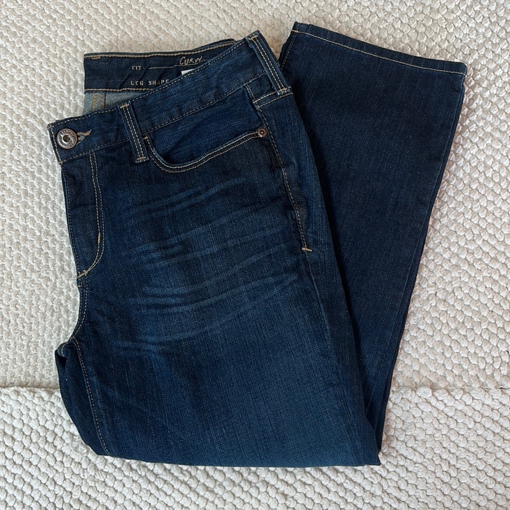 Eddie Bauer Curvy Dark Wash Capris Size 10